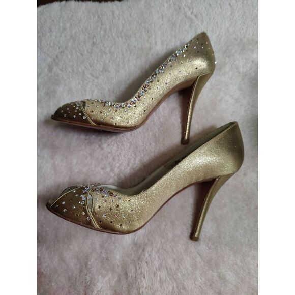 Stuart Weitzman gold satin rhinestone open toe pumps, size 6 medium - Picture 3 of 7